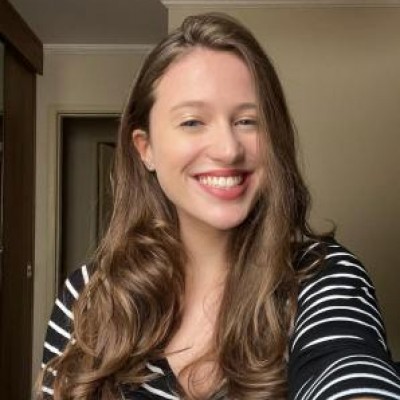 Júlia Sernagiotto Silveira