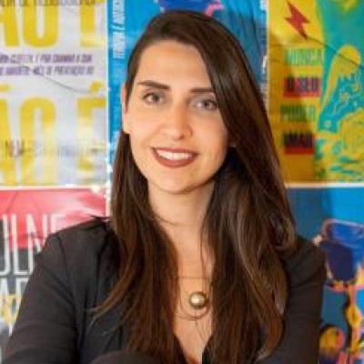 THAÍS S. SANTOS