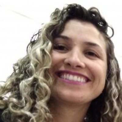 Elisa de Oliveira Coelho Manoel