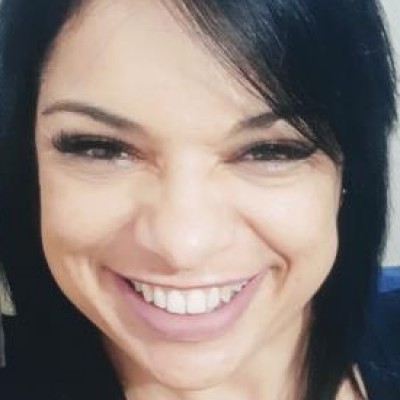 REGINA LUCIA ZUIM
