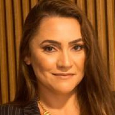 Janaina Luciana Alvernaz Marques Ferreira