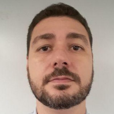 Rodrigo Loures Silveira