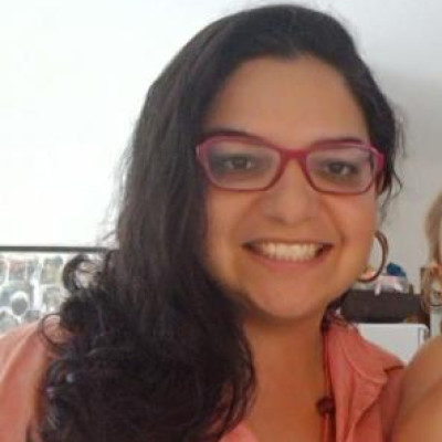 Ana Carolina Veloso Teixeira