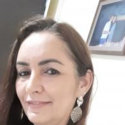 Verônica Maria de Moraes Alexandre Santana