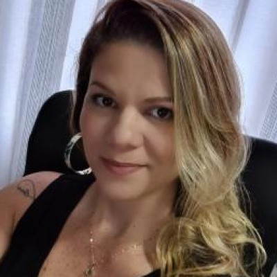 Marcele Oliveira
