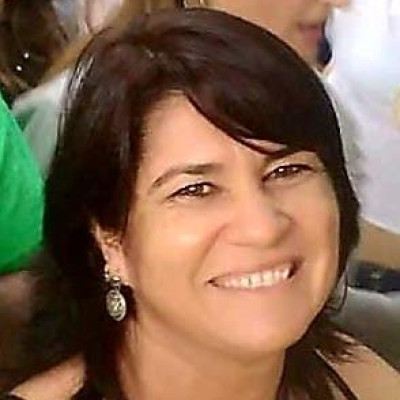 Elaine C Alves
