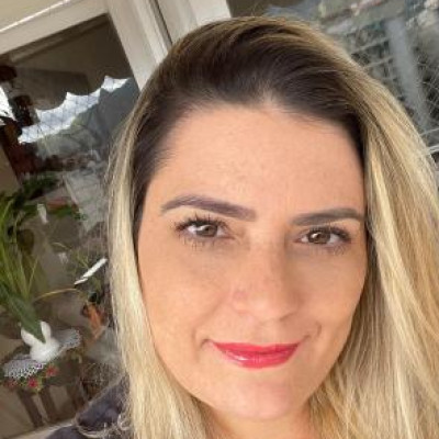 Andrea Cardoso Mauricio Valente