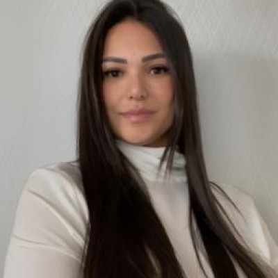 Érica Caroline de Alcântara