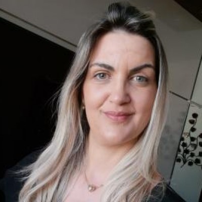 Cláudia Lara Fonseca