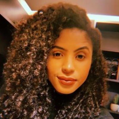 Leticia Fenelon Santos