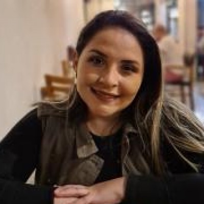 Cíntia Camilo Coldibela